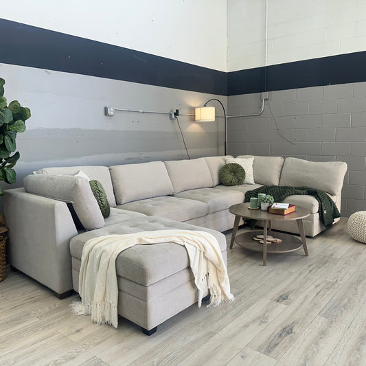 Thomasville Tisdale Modular Sectional 6-piece Beige with Storage Ottoman