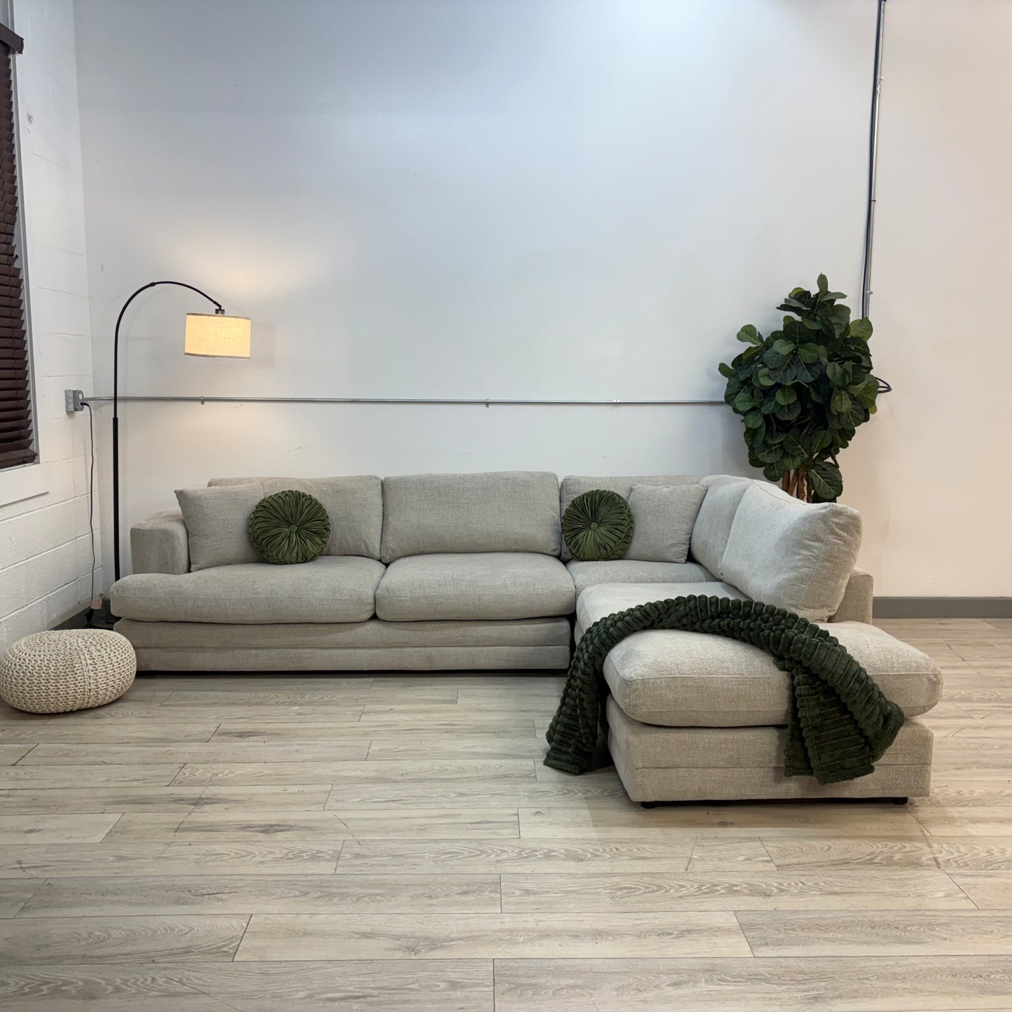 Derry Fabric Sectional