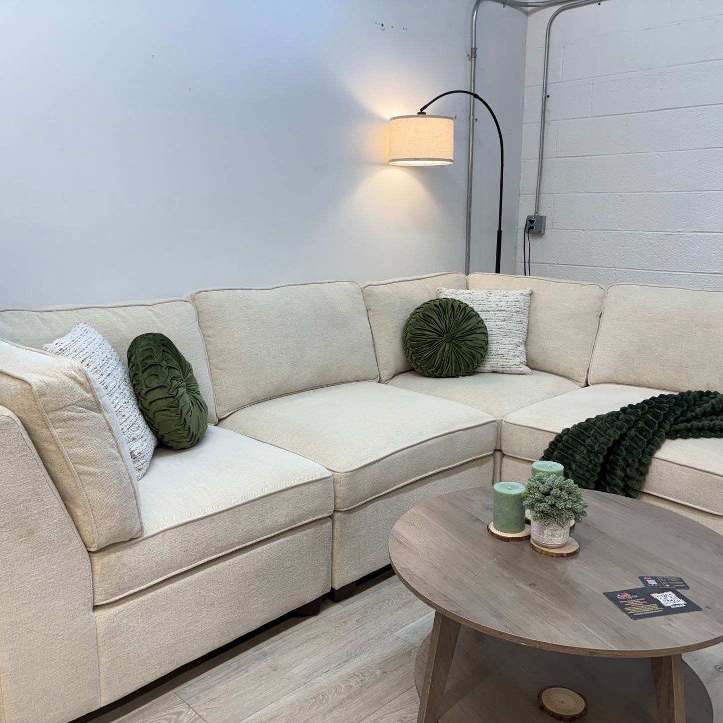 Kacee 4-piece Fabric Modular Sectional