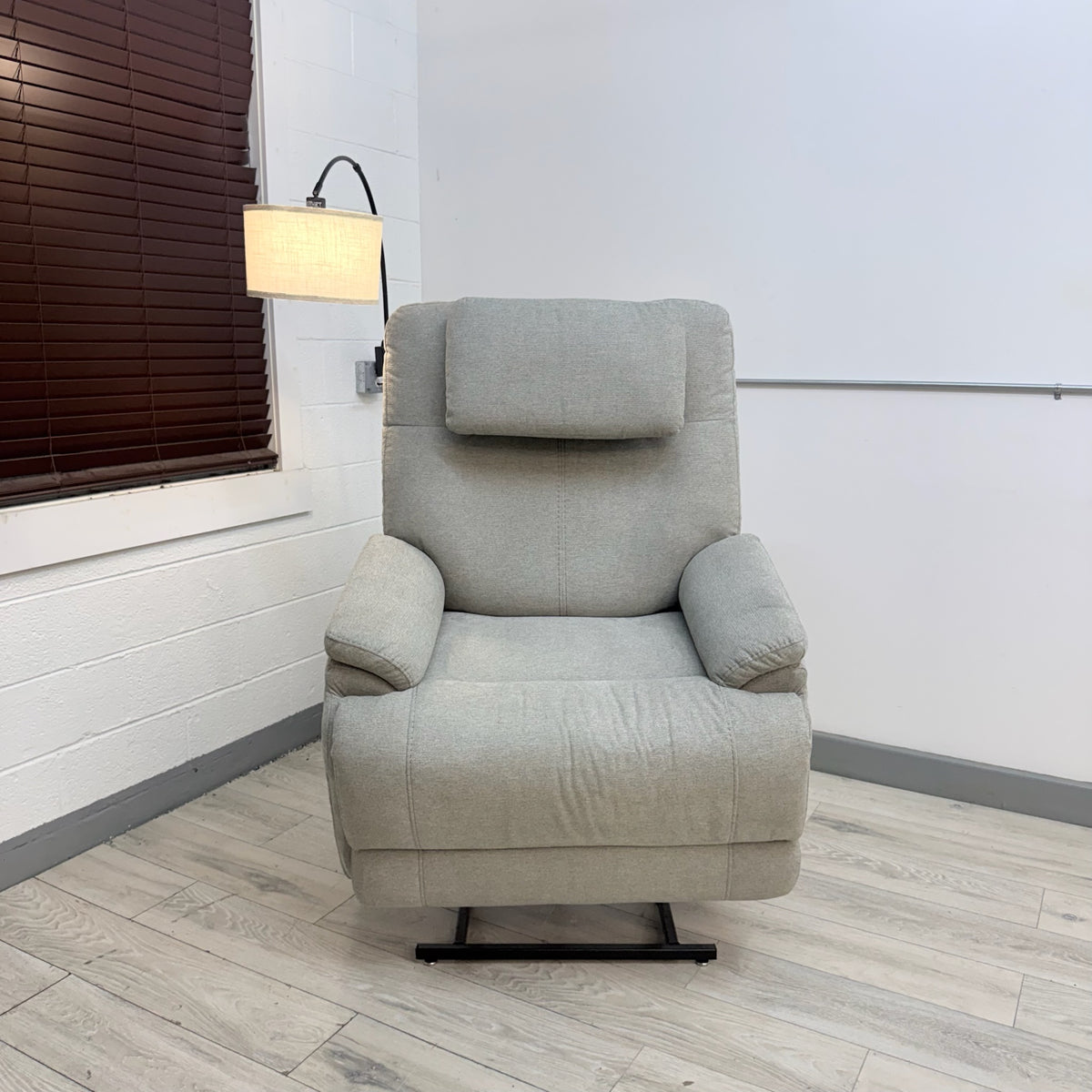 Flexsteel Zecliner Power Lift Sleep Recliner with Power Headrest and Lumbar - Light Gray