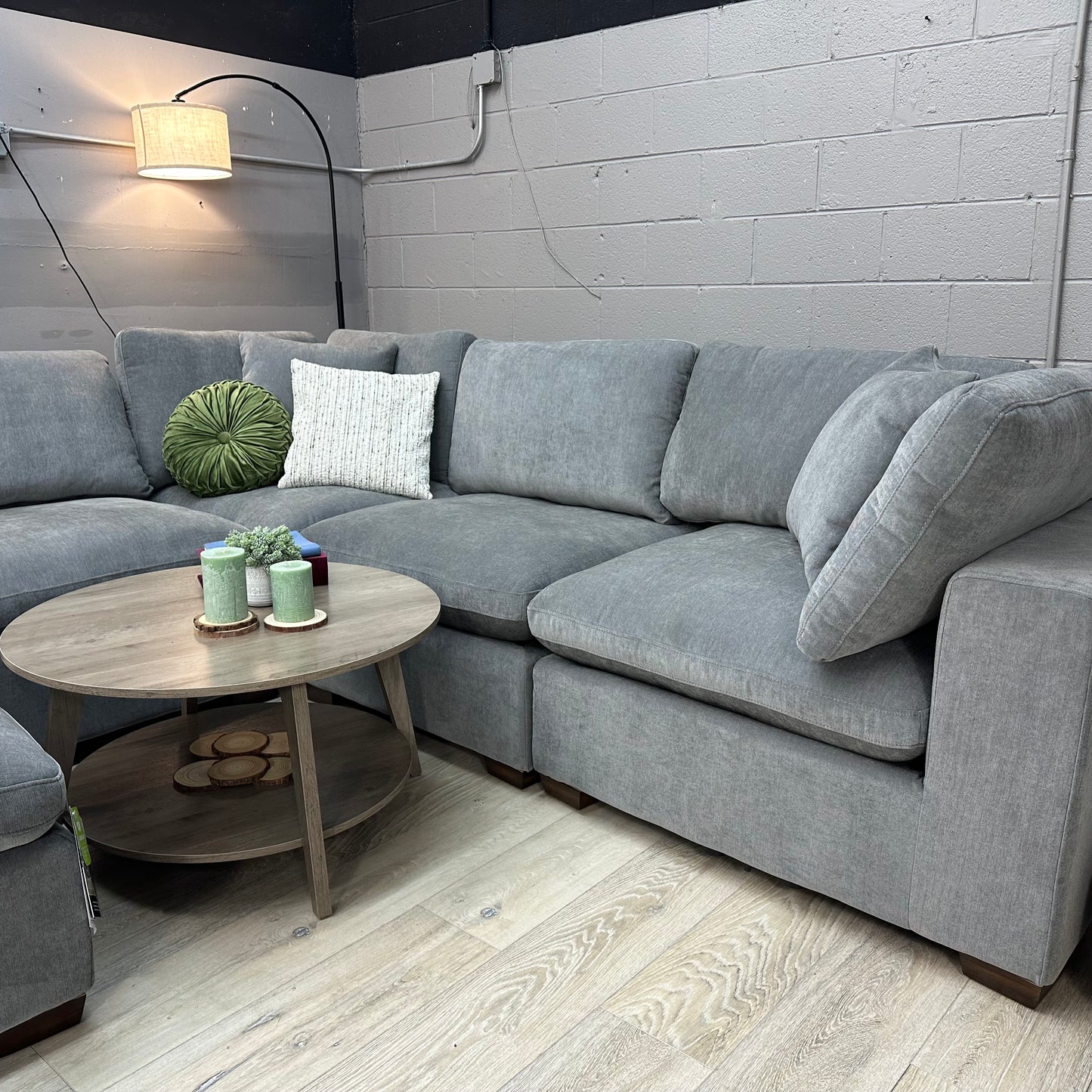 Thomasville Lowell 6-piece Modular Sectional
