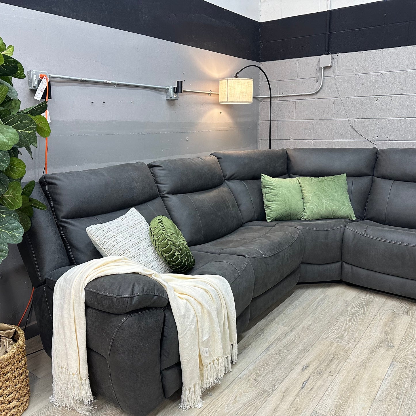 Zakary 5-piece Fabric Power Reclining Sectional With Power Headrests