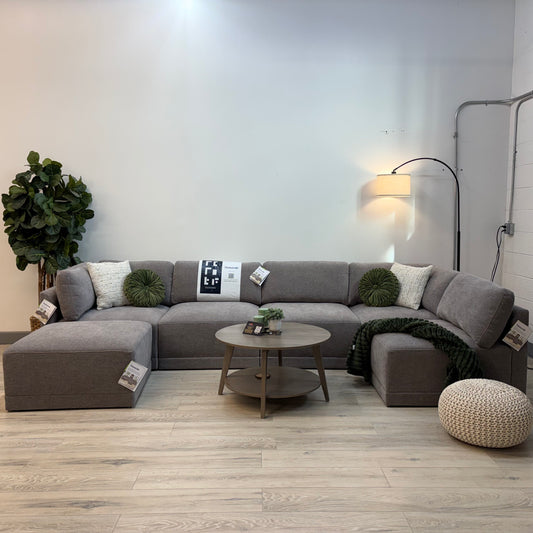 Thomasville Fallon Modular Sectional 6-piece Gray with Ottoman