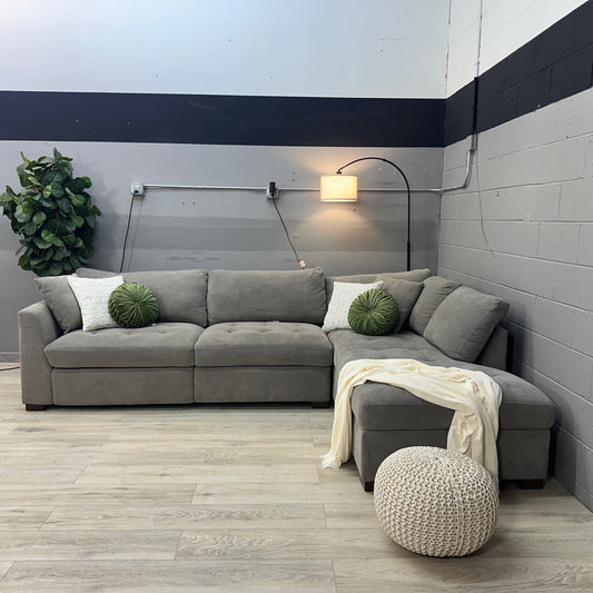 Thomasville Miles Fabric Sectional with Power Footrest