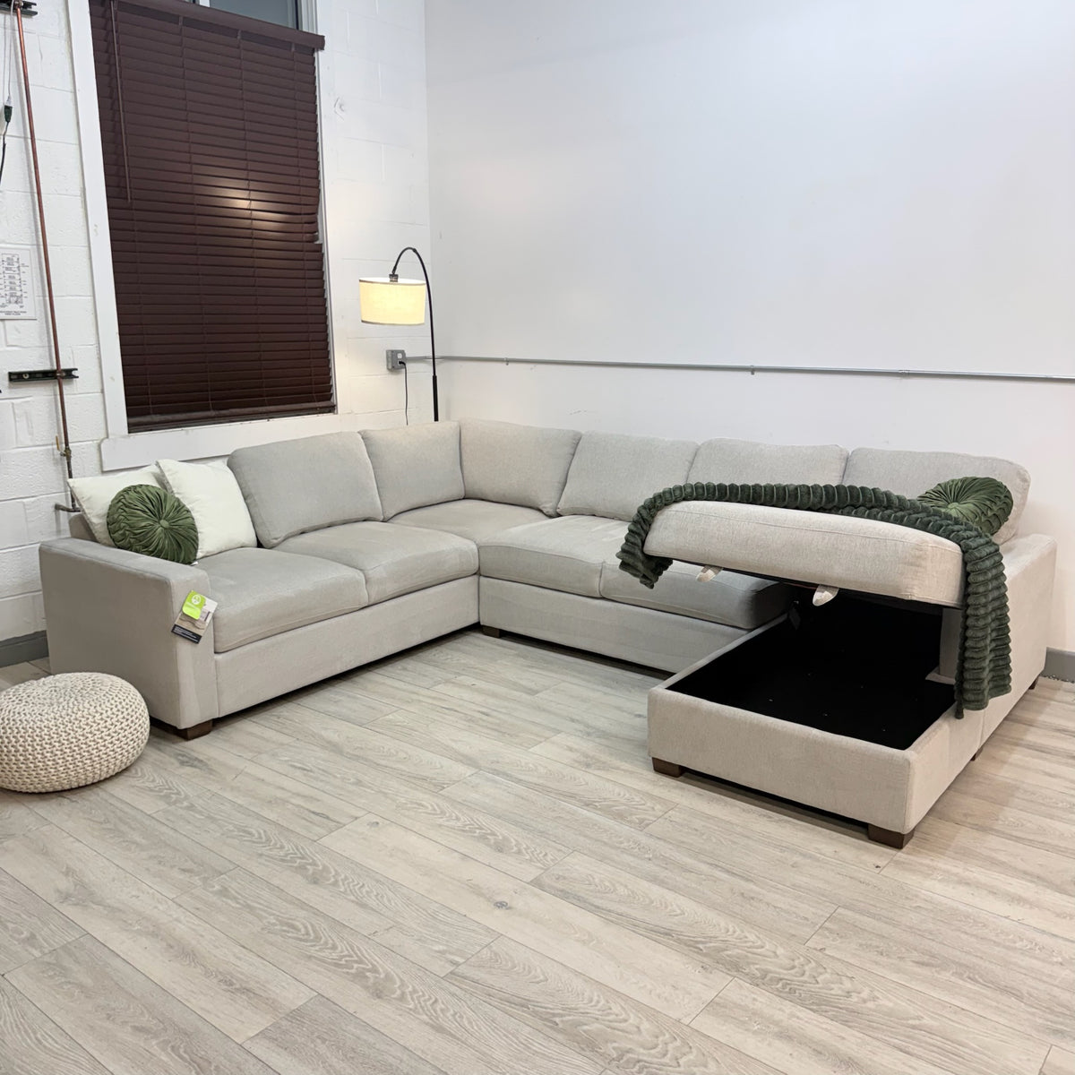 Thomasville Glenn Fabric Sectional with Storage Chaise