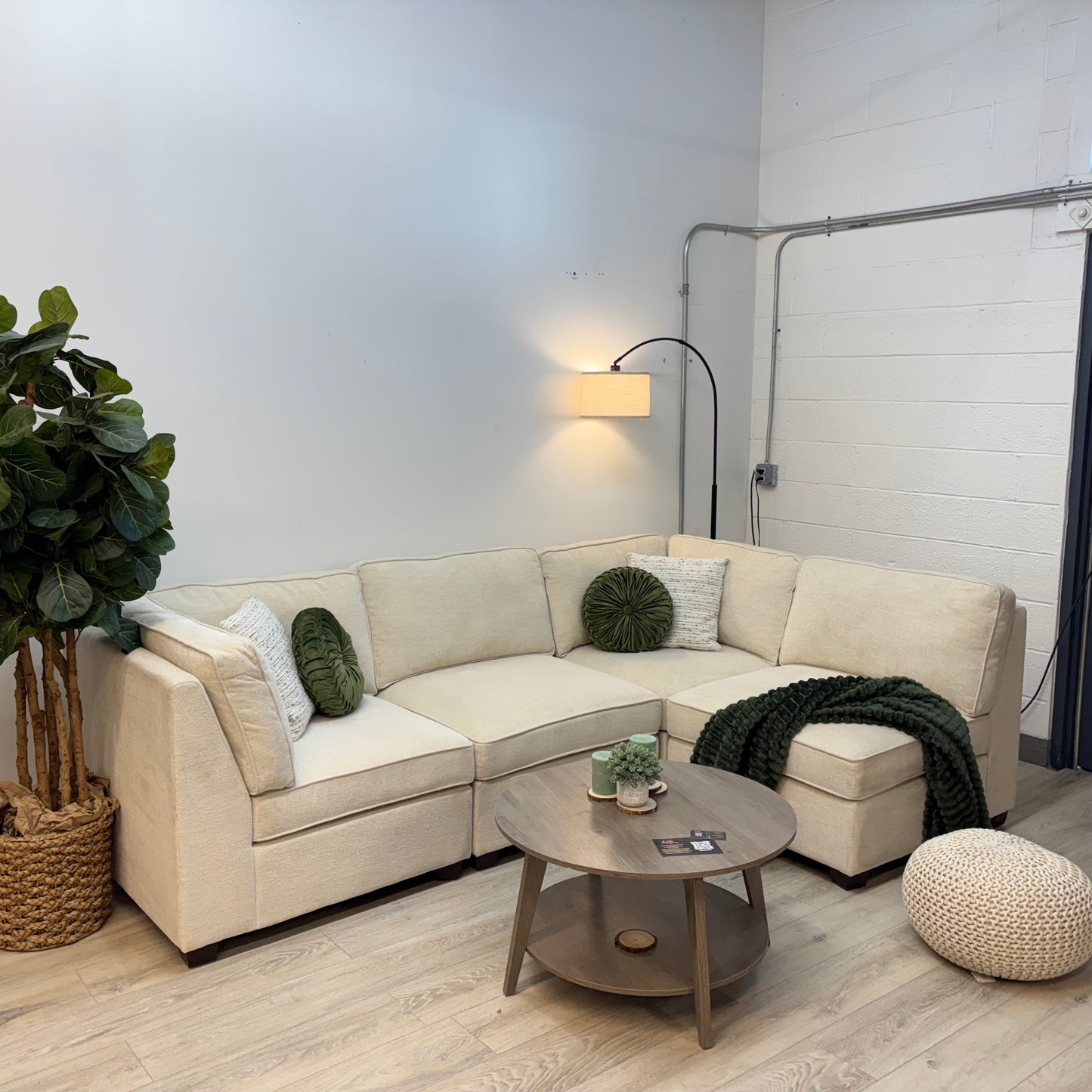 Kacee 4-piece Fabric Modular Sectional