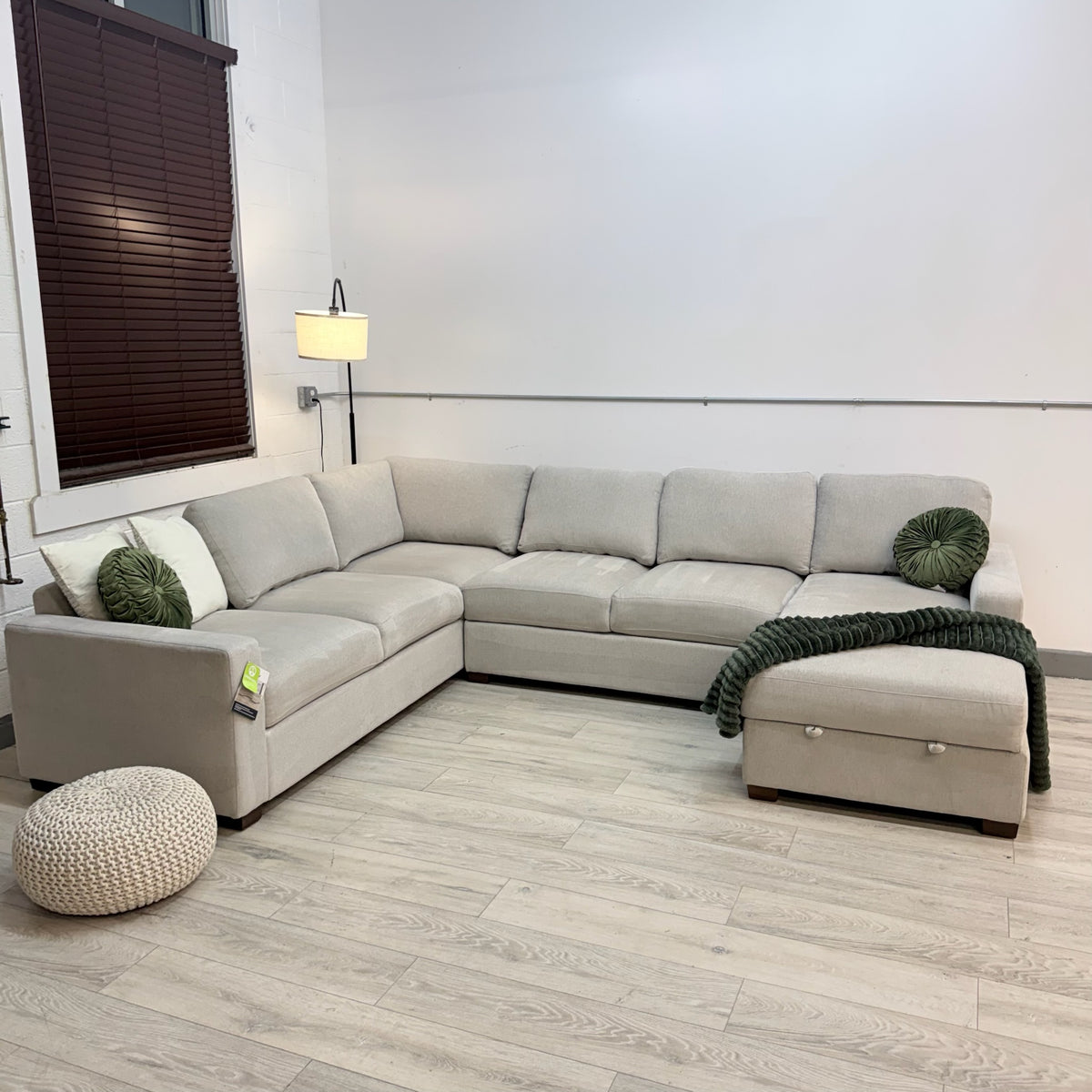 Thomasville Glenn Fabric Sectional with Storage Chaise