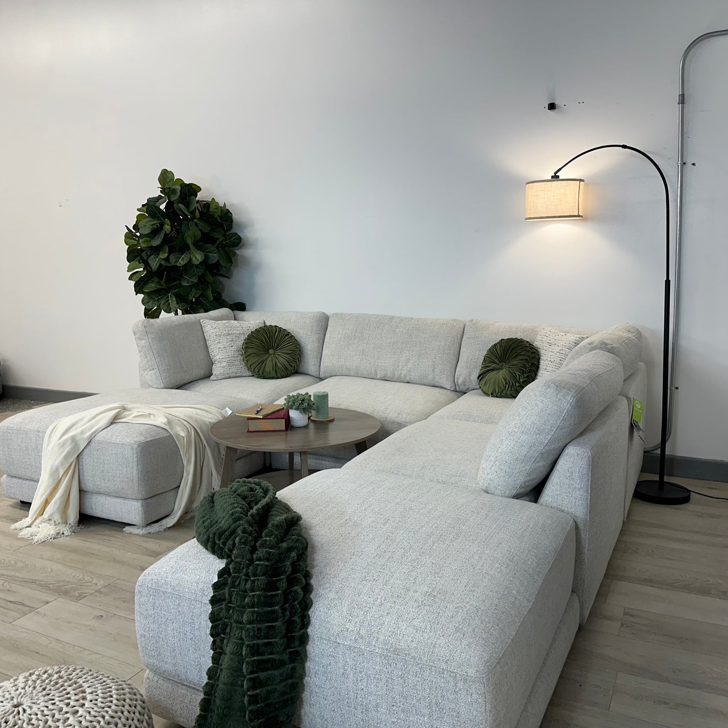 Dayna 6-piece Fabric Modular Sectional