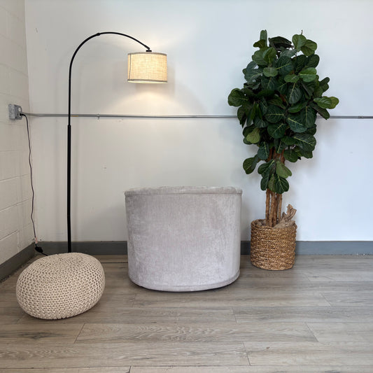 Henredon Aspen Hill Fabric Swivel Chair