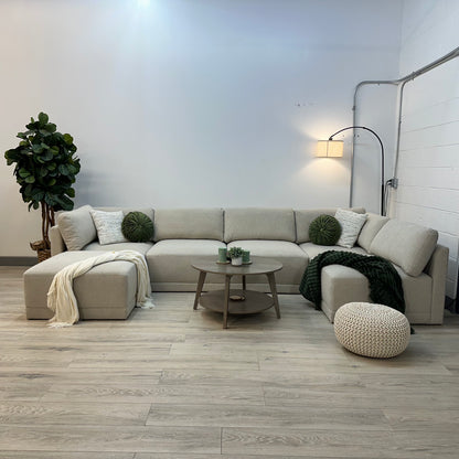 Thomasville Fallon Modular Sectional 6-piece Gray with Ottoman